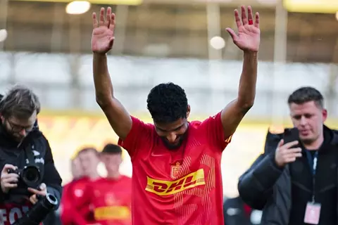 قناة مودرن: إبراهيم عادل يوافق مبدئيًا على الانضمام للأهلي